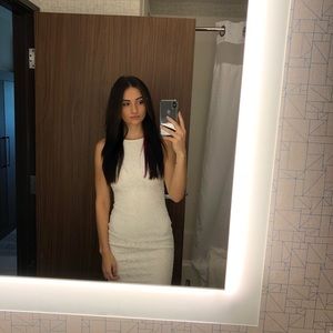 Cleaning out my closet 💗